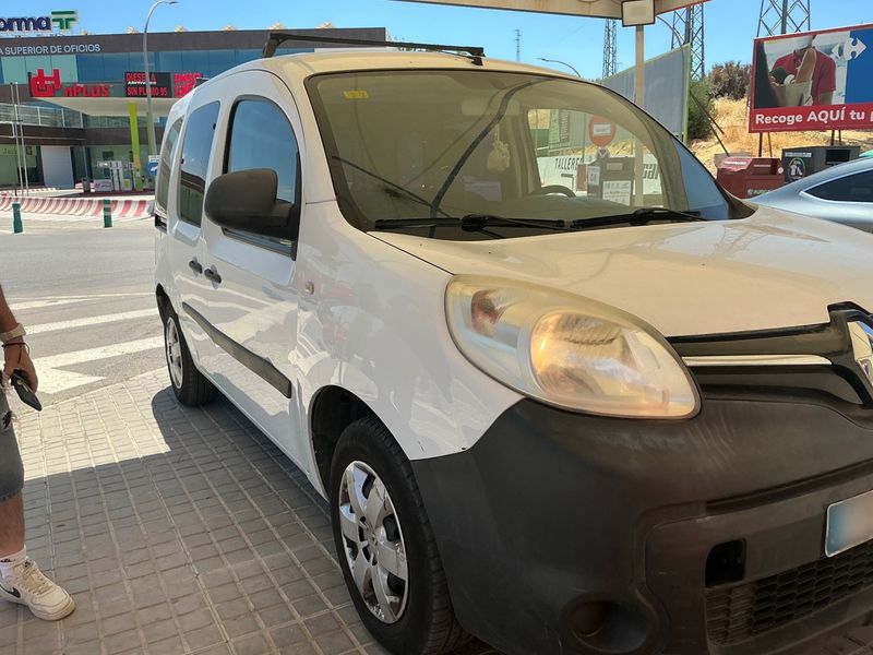 Renault Kangoo 1.5 dCi Profesional — zdjęcie 8