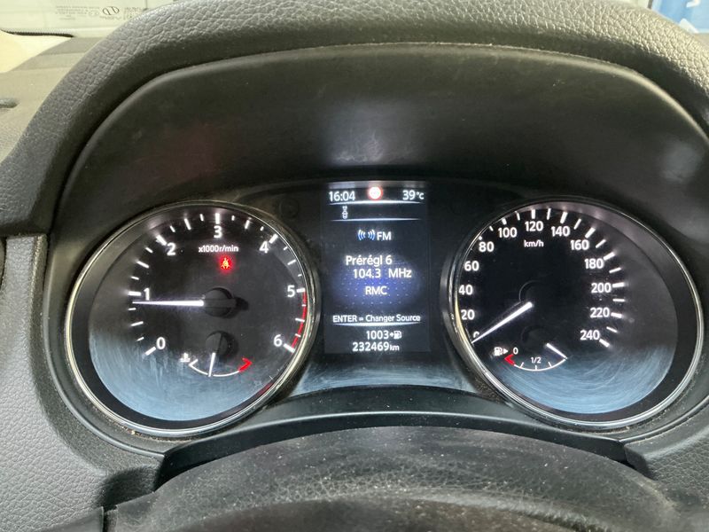 Nissan Qashqai 1.5 Turbodiesel Acenta 2016 – снимка 18