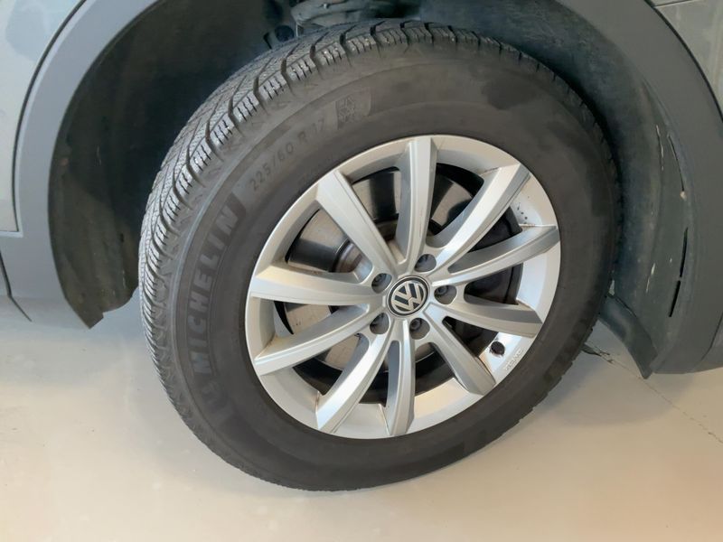 Volkswagen Tiguan 2.0 TDI Highline 4Motion BlueMotion Tech 2018 – снимка 11