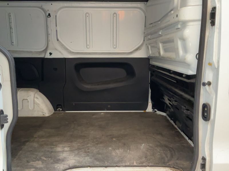 Renault Trafic 1.6 dCi L1H1 2,7t Komfort — zdjęcie 14