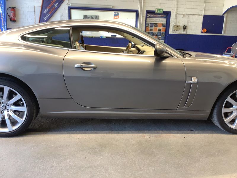 Jaguar XK 4.2 V8 — zdjęcie 7