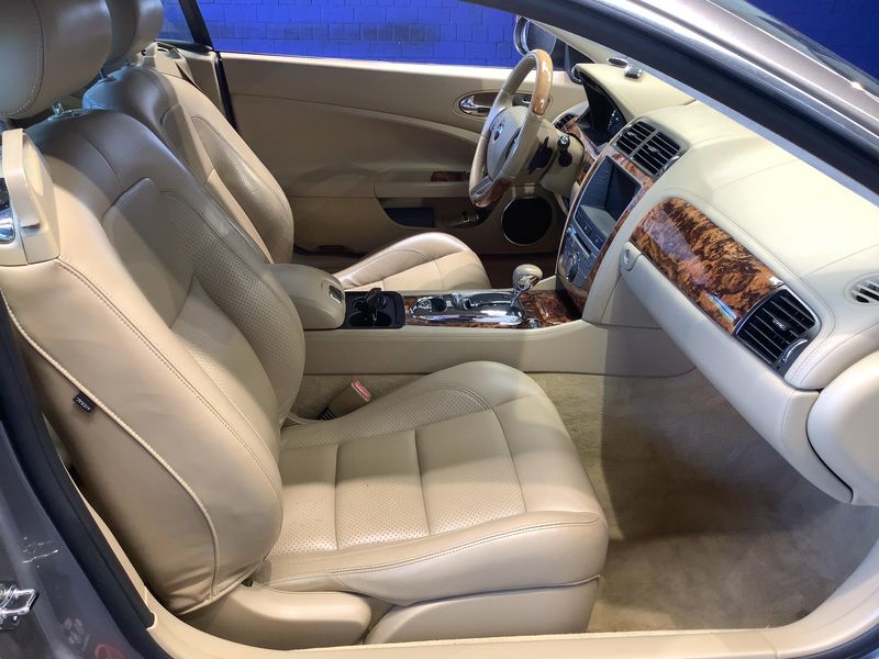 Jaguar XK 4.2 V8 — zdjęcie 11