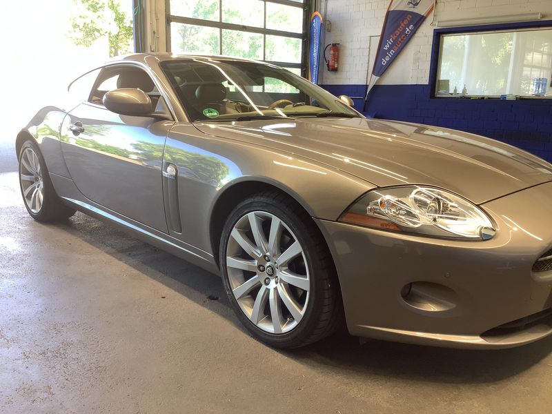 Jaguar XK 4.2 V8 — zdjęcie 8