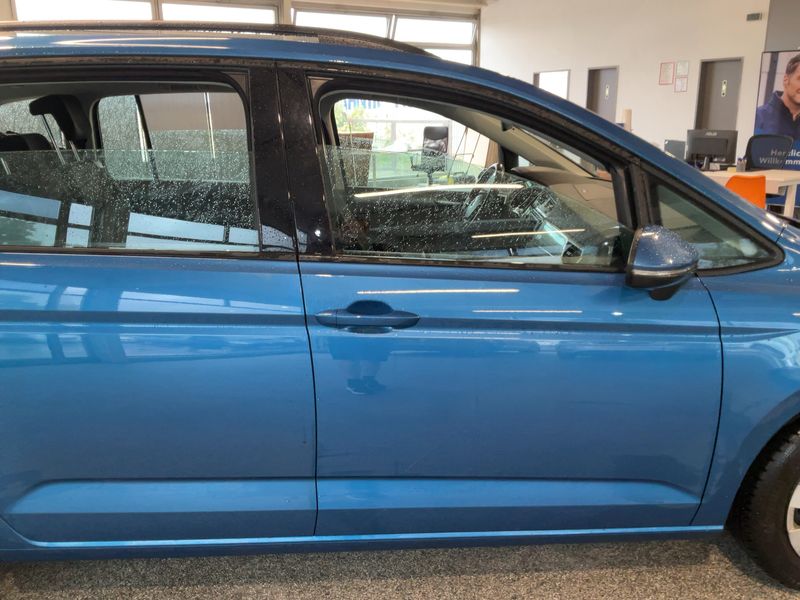 Volkswagen Touran 1.6 TDI Trendline BlueMotion Tech — zdjęcie 7