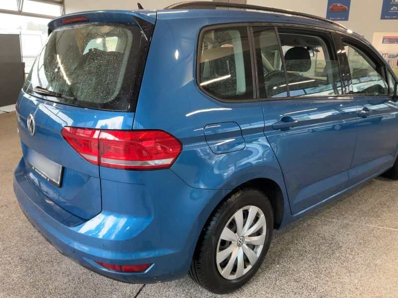 Volkswagen Touran 1.6 TDI Trendline BlueMotion Tech — zdjęcie 6