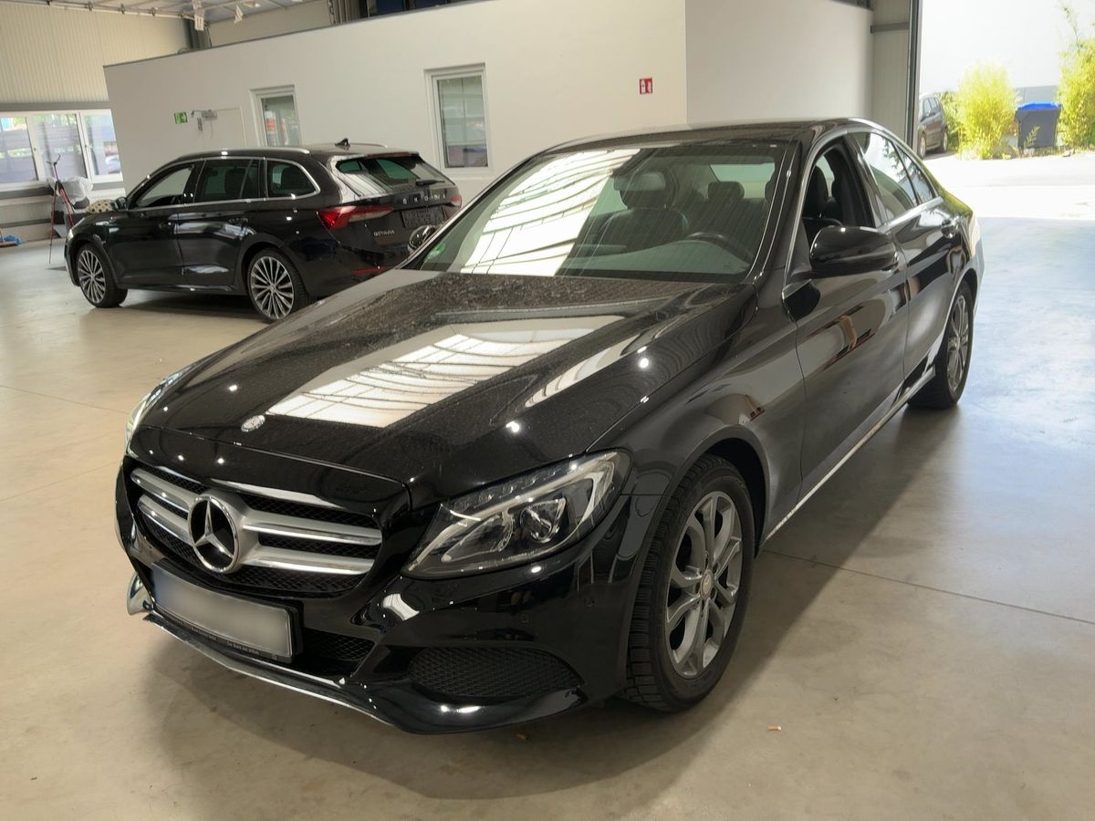Mercedes-Benz C-Klasse 2015 — photo 1