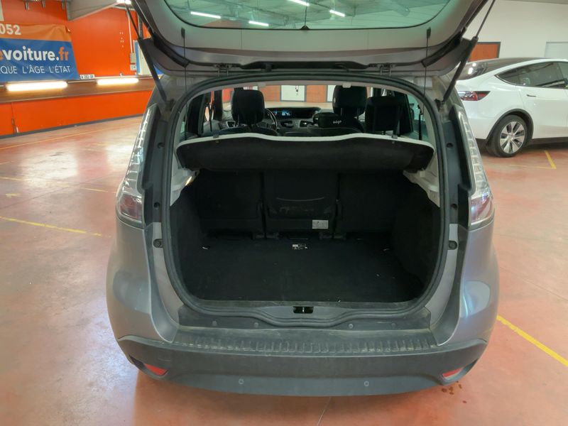 Renault Scenic 1.5 dCi Limited — zdjęcie 10
