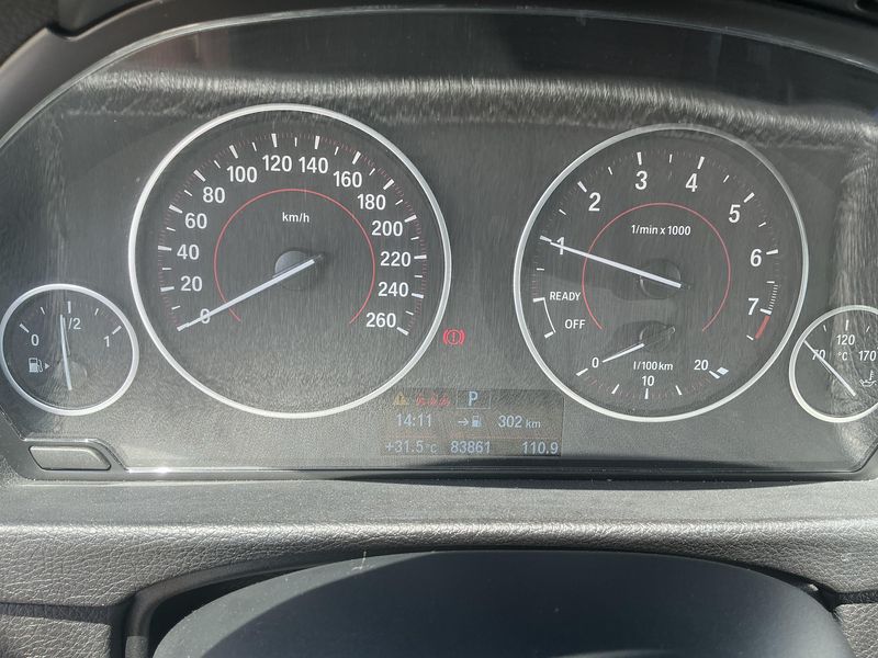 BMW 3er 330i M Sport — zdjęcie 13