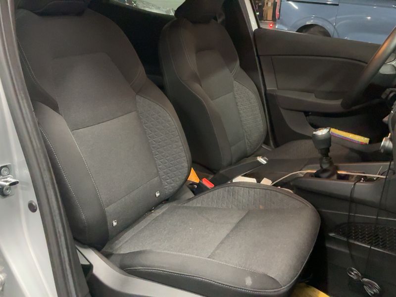 Renault Clio 1.5 BLUE dCi Zen 2020 – снимка 16