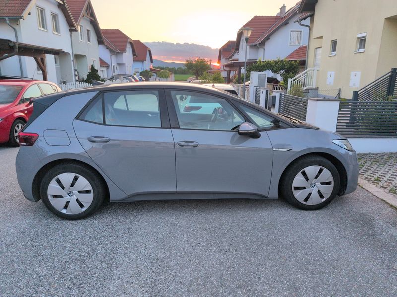 Volkswagen ID.3 electric drive 107 kW Life Pro — zdjęcie 19