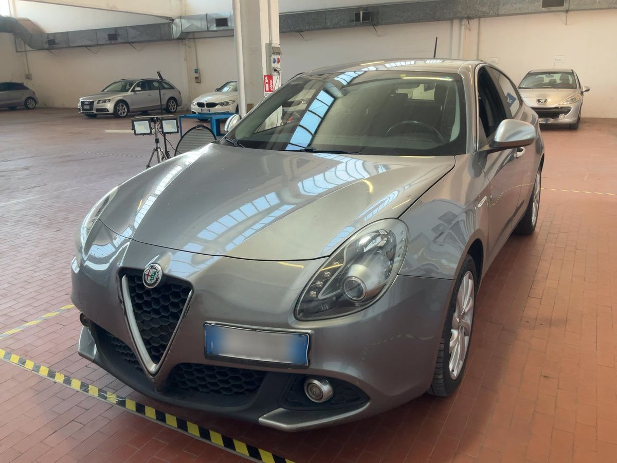 Alfa Romeo 2016