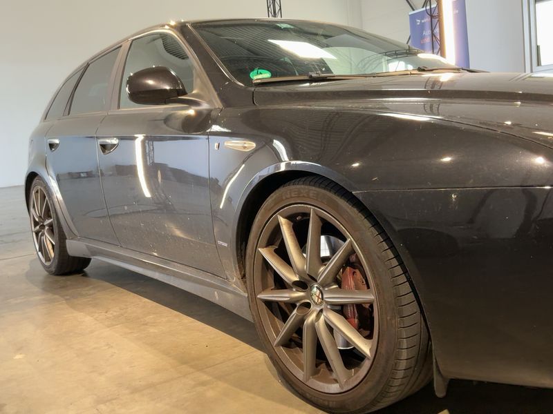 Alfa Romeo Alfa 159 1.8 Turbo TBi Turismo — zdjęcie 8