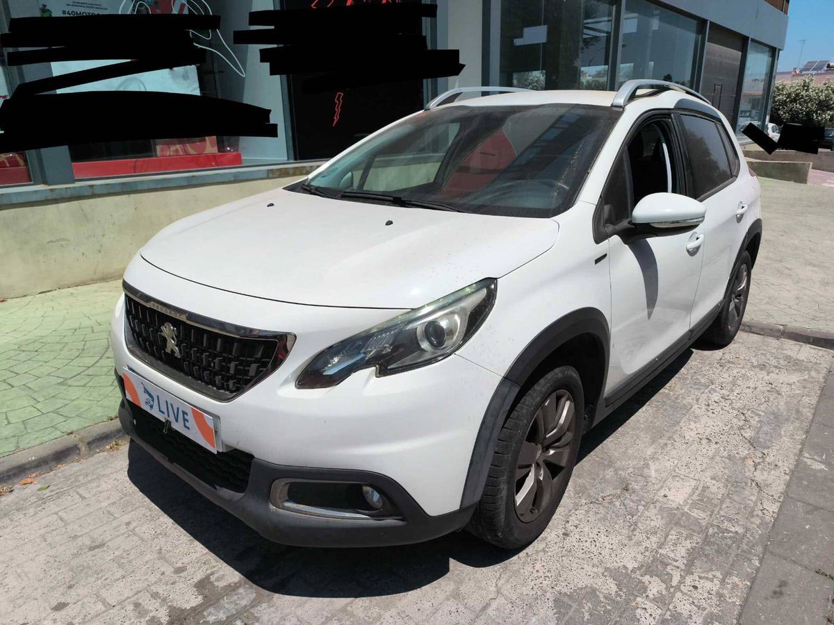 Peugeot 2008 2019 — photo 1