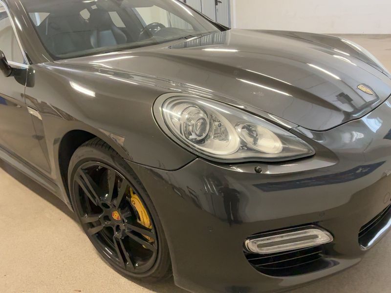 Porsche Panamera Turbo S — zdjęcie 8