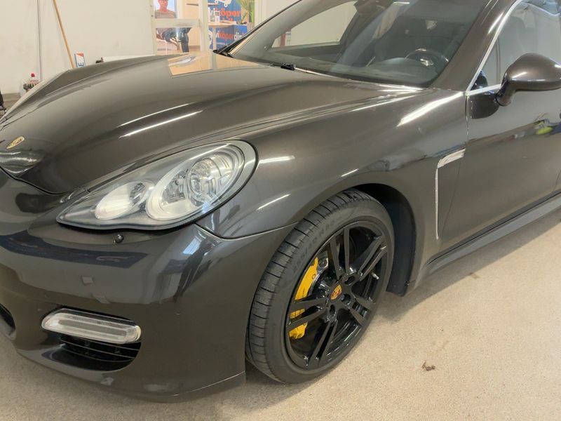 Porsche Panamera Turbo S — zdjęcie 2
