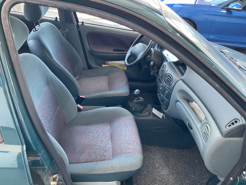 Renault Megane 1.4 Eco — zdjęcie 3