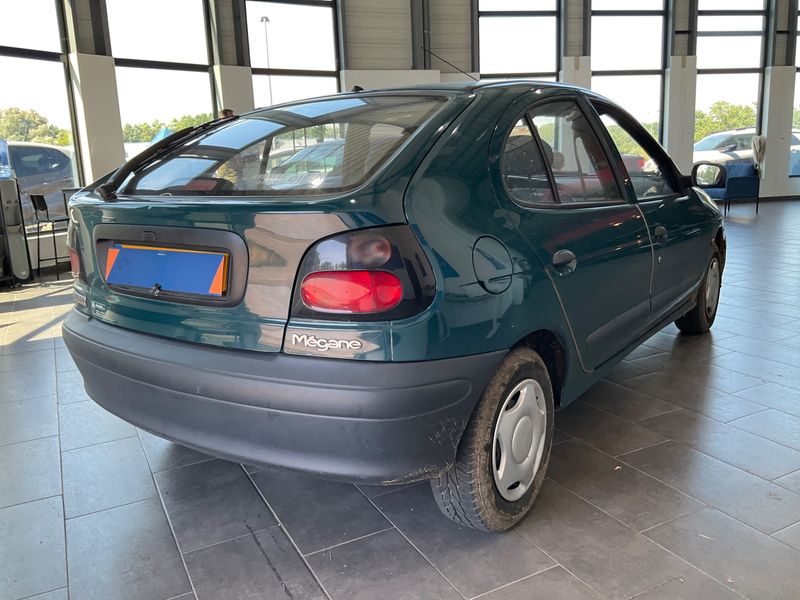 Renault Megane 1.4 Eco — zdjęcie 2