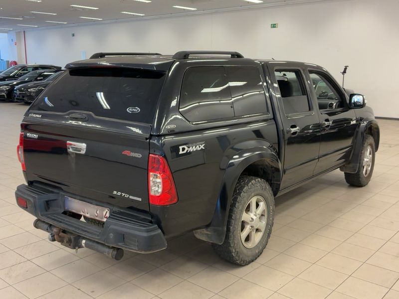 Isuzu D-MAX 3.0 Turbodiesel Double Cab Custom 4WD — zdjęcie 6