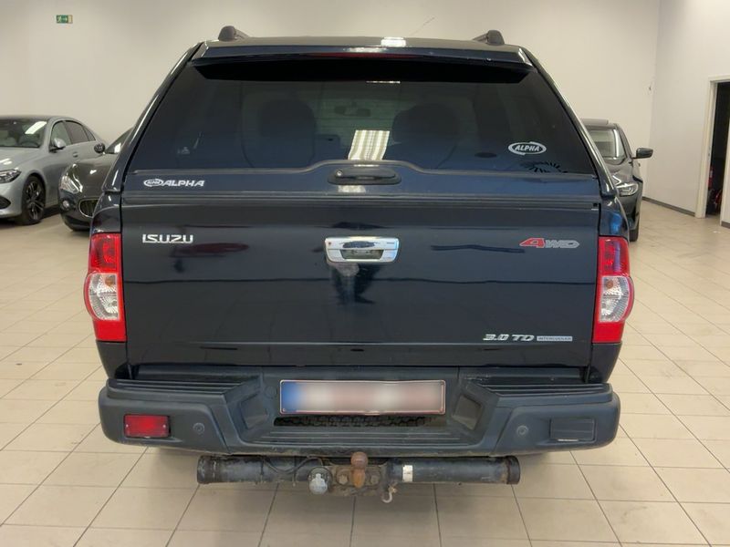 Isuzu D-MAX 3.0 Turbodiesel Double Cab Custom 4WD — zdjęcie 5