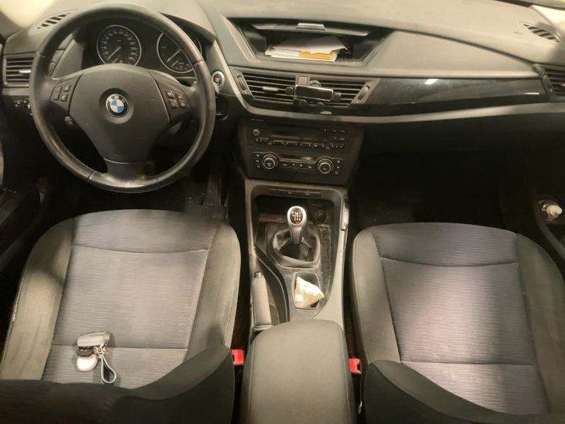 BMW X1 sDrive 18d Premiere 2011 – снимка 17