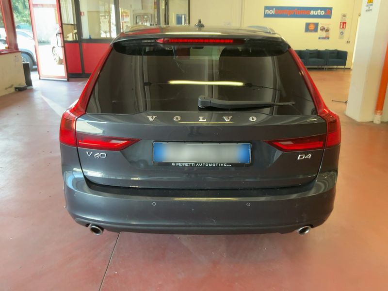 Volvo V90 2.0 D4 Momentum — zdjęcie 5