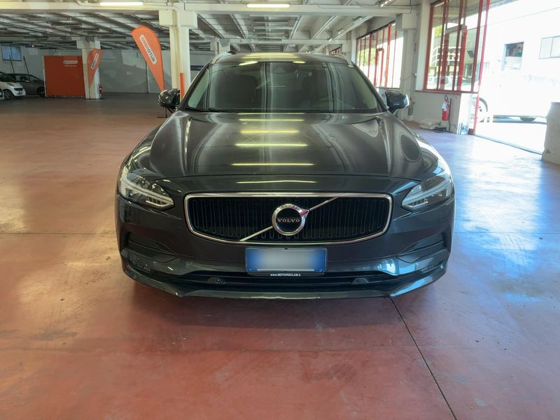 Volvo V90 2.0 D4 Momentum — zdjęcie 9