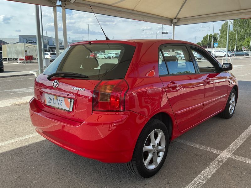 Toyota Corolla 2.0 D-4D Compact Sol — zdjęcie 2