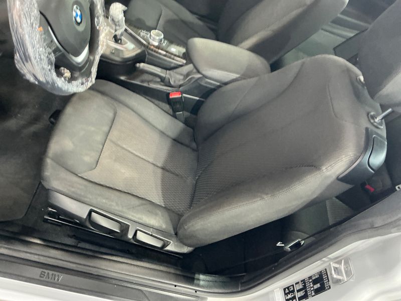BMW 1er 120d xDrive Advantage 2018 – снимка 32