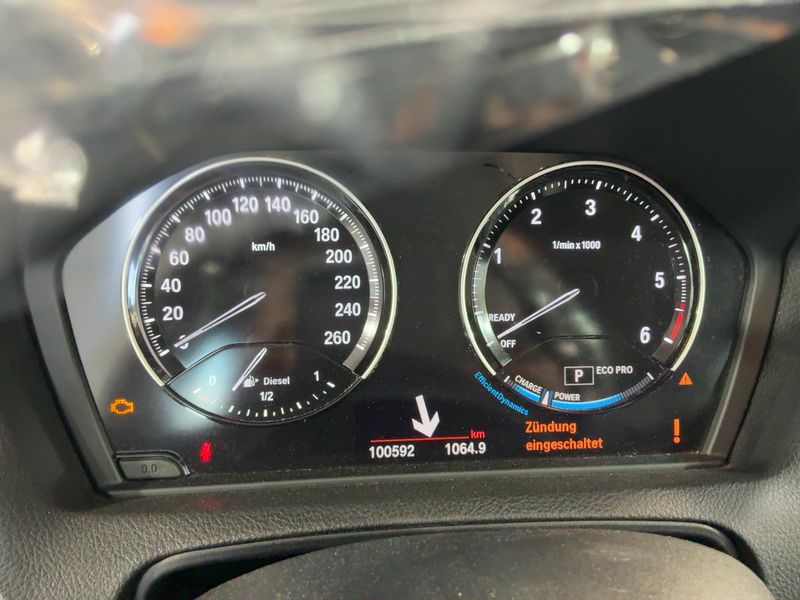 BMW 1er 120d xDrive Advantage 2018 – снимка 19