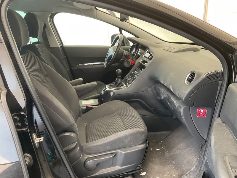 Peugeot 5008 2.0 Blue-HDi Business-Line 2016 – снимка 3