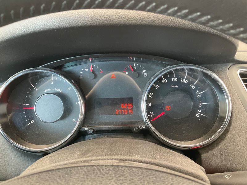 Peugeot 5008 2.0 Blue-HDi Business-Line 2016 – снимка 4