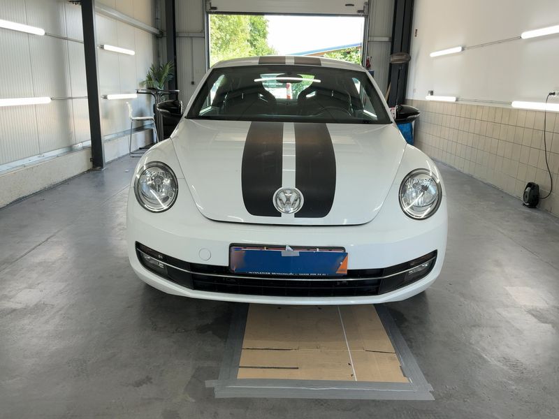 Volkswagen Beetle 2.0 TSI Sport 2011 – снимка 14
