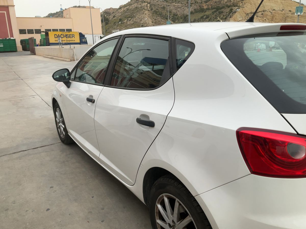 Seat Ibiza 2013 — photo 8