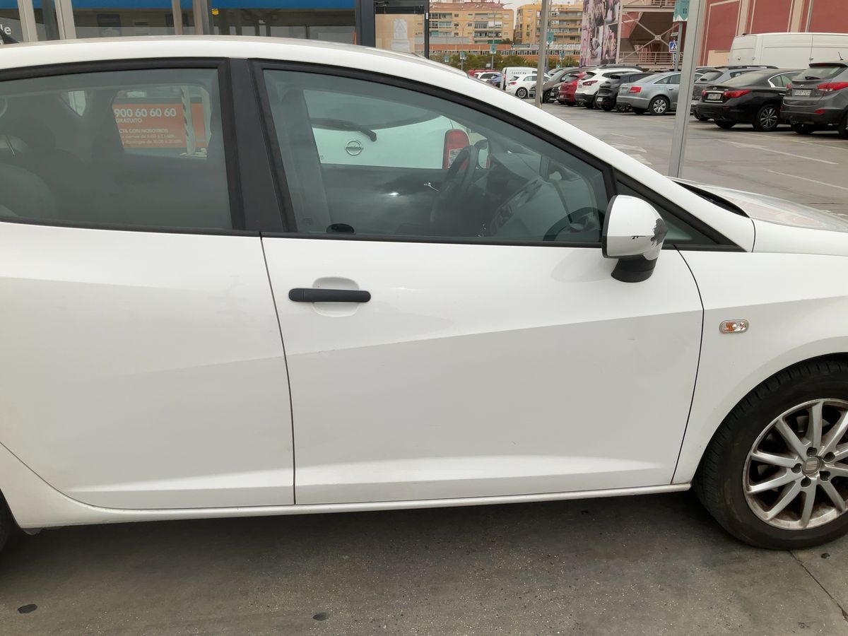 Seat Ibiza 2013 — photo 12