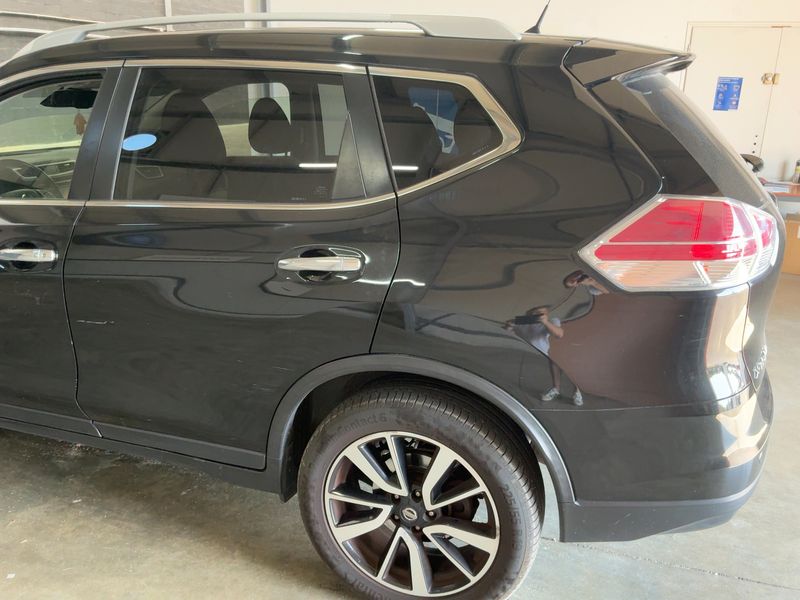Nissan X-Trail 1.6 dCi N-Connecta — zdjęcie 3