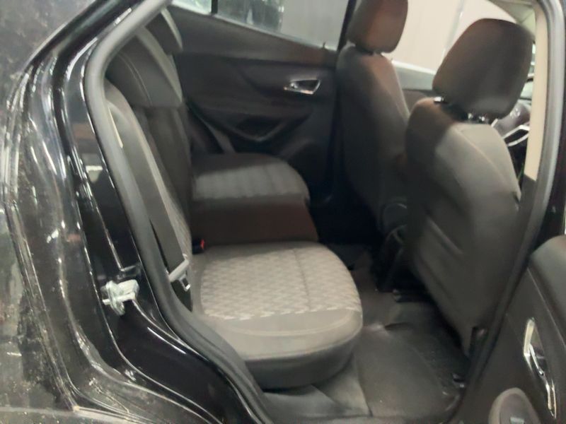 Opel Mokka 1.7 CDTI Selective — zdjęcie 14