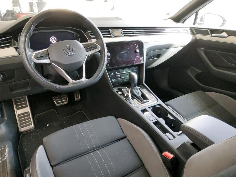 Volkswagen Passat Alltrack 2.0 TDI 4Motion — zdjęcie 10