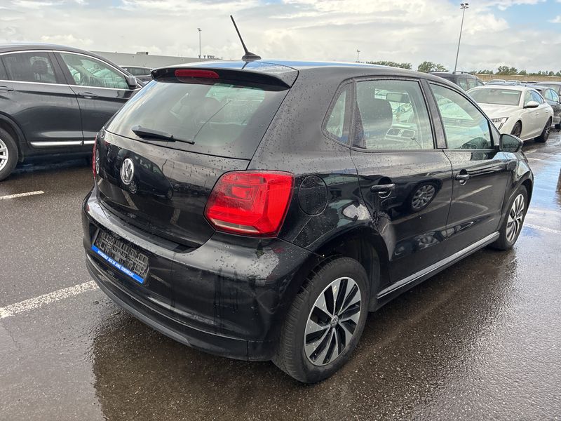 Volkswagen Polo 1.4 TDI Trendline BlueMotion Tech 2015 – снимка 5