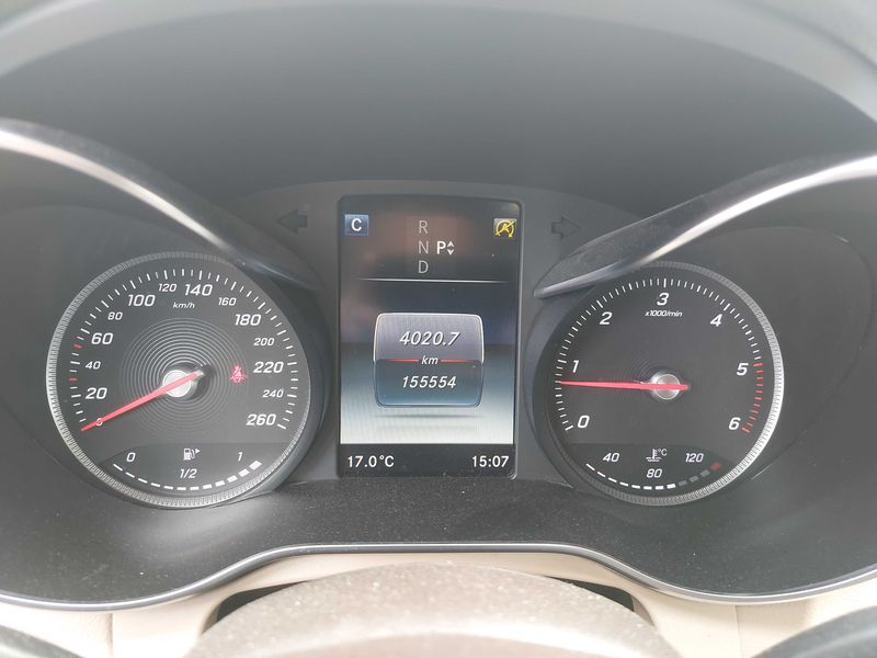 Mercedes-Benz GLC-Klasse GLC 220 d 4Matic Business — zdjęcie 12