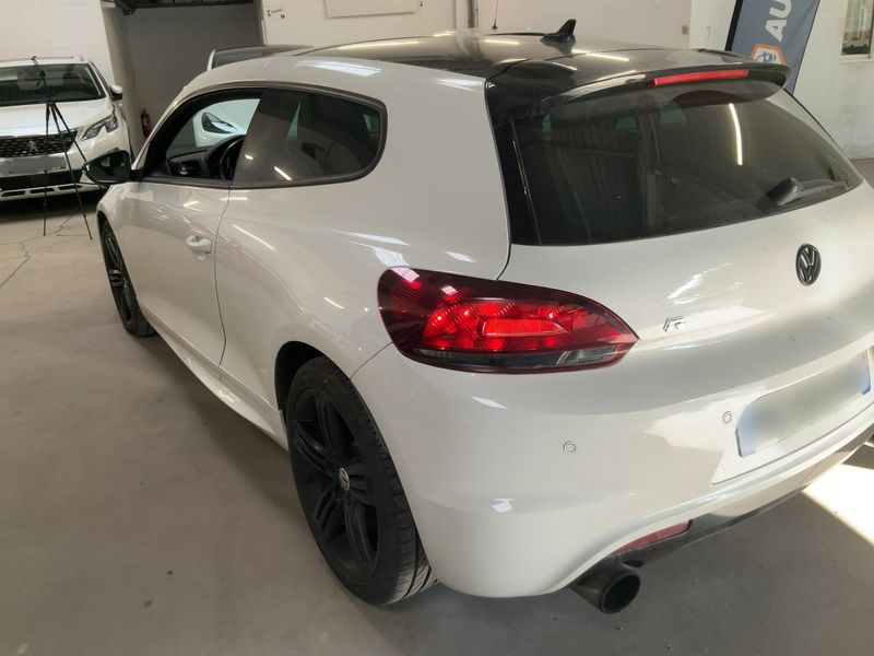 Volkswagen Scirocco 2.0 TSI R — zdjęcie 3