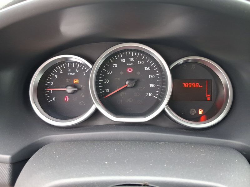 Dacia Logan MCV 0.9 TCe Supreme — zdjęcie 13