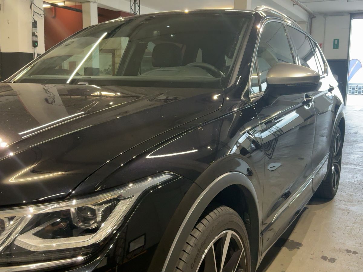 Volkswagen Tiguan Allspace 2.0 TSI R-Line 4Motion