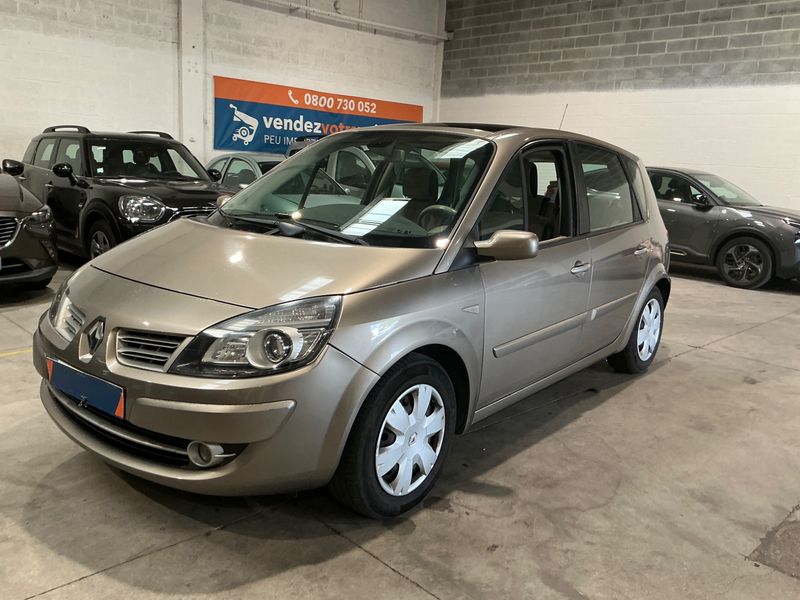 Renault Scenic 1.9 dCi Latitude
