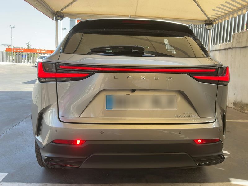 Lexus NX-Serie NX 450h+ E-Four — zdjęcie 5
