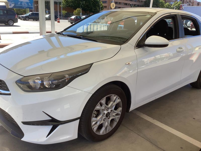 Kia cee'd 1.0 TGDI Drive — zdjęcie 2