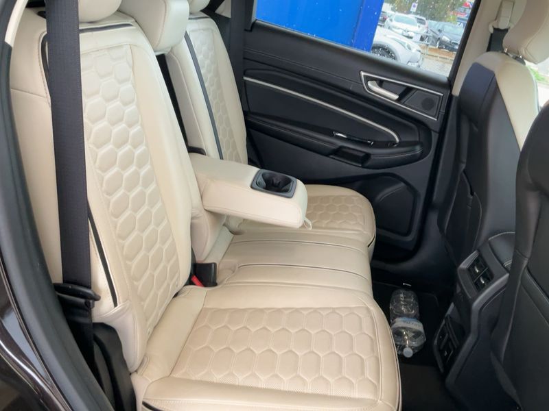 Ford Edge 2.0 TDCi EcoBlue Bi-Turbo Vignale 4x4 — zdjęcie 14