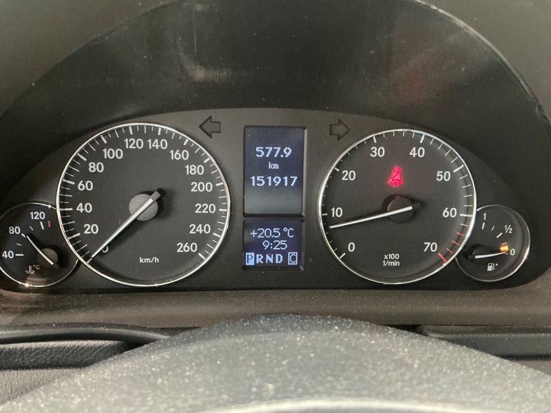 Mercedes-Benz C-Klasse C 200 Kompressor T Avantgarde — zdjęcie 13