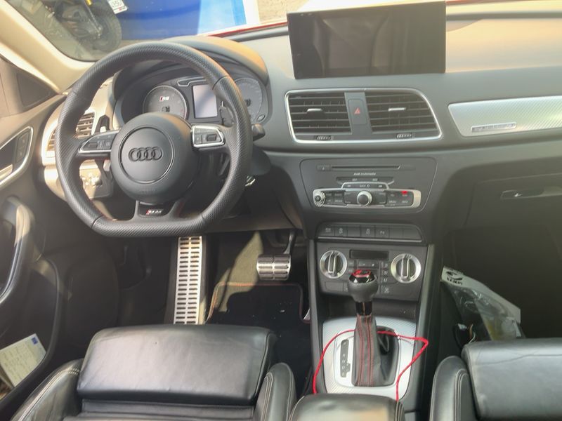 Audi RS Q3 2.5 TFSI quattro — zdjęcie 12