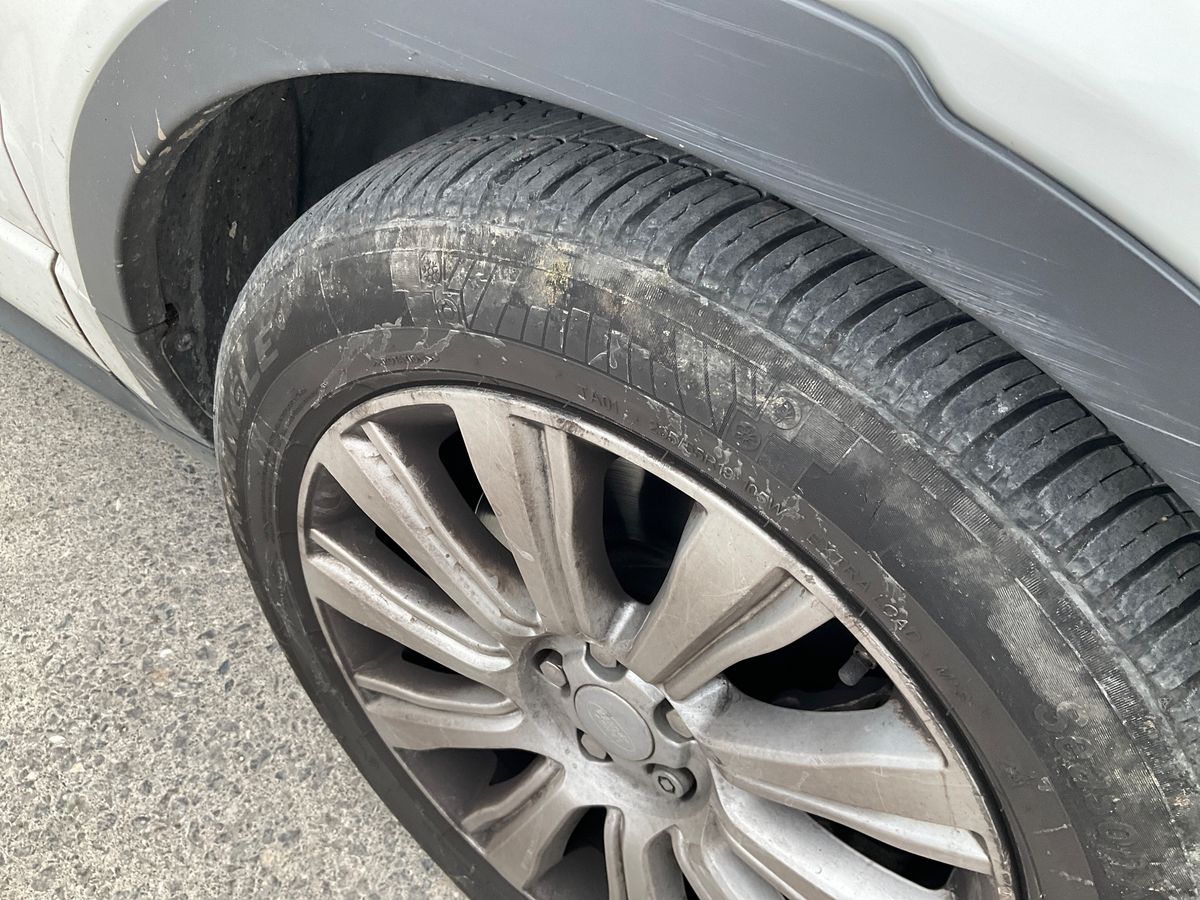 Land Rover 2018 — photo 49