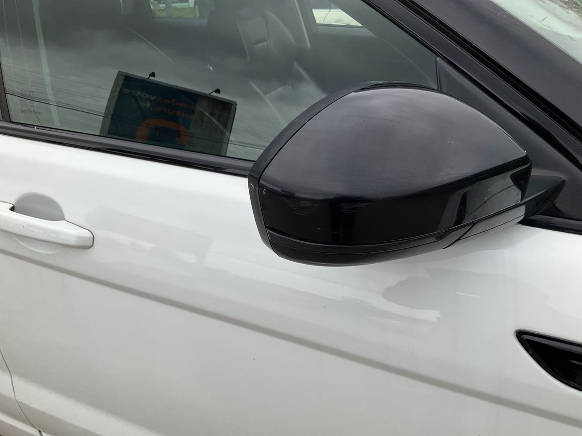 Land Rover 2018 — photo 36